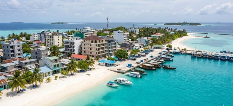Pulau Maafushi: Alternatif Menginap Murah di Pulau Penduduk Lokal Pulau Maafushi: alternatif menginap murah di pulau penduduk lokal